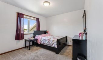 809 24th Ave NW, Austin, MN 55912