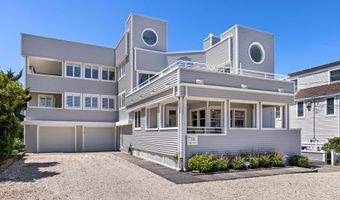 10 11TH St, Beach Haven, NJ 08008