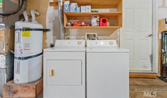 3199 N Cribbens Ave, Boise, ID 83713