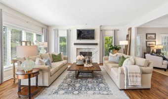 4232 N TERRAVIEW Dr, Appleton, WI 54913