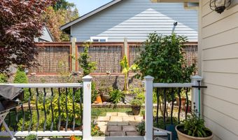 7180 VISTA RIDGE Dr, Brookings, OR 97415