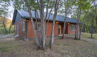 22494 Jefferson Rd, Ashland, OR 97520