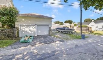 10 Long St, Johnston, RI 02919