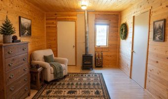41 MARSH CREEK Rd, Cora, WY 82925
