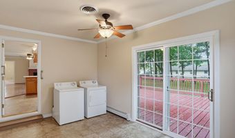 90 GREENVIEW Dr, Dover, DE 19901