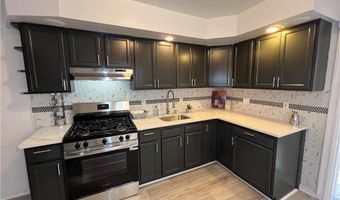 18 S Bradford St, Allentown, PA 18109