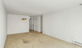 55 Harbor N, Amityville, NY 11701