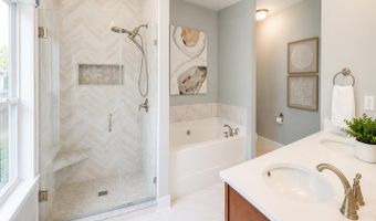 13056 Holly Springs Ave, Biloxi, MS 39532