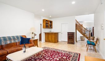 6823 Corintia St, Carlsbad, CA 92009