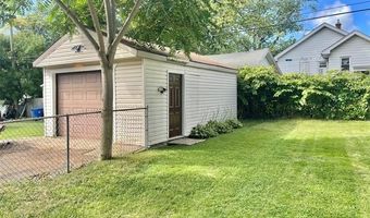 1090 Lakeview Street St, Waterford, MI 48328