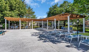 12 Wharfside Way, Bayville, NJ 08721