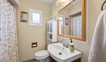 218 W Madill St, Antioch, CA 94509