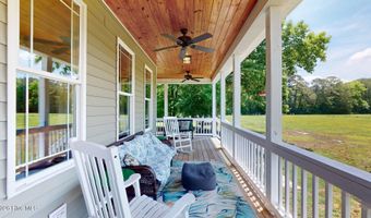 708 N Sunset St, Atkinson, NC 28421