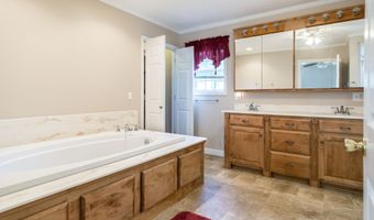 596 Teakwood, Alma, GA 31510
