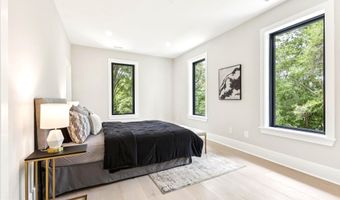 5005 RAVENSWORTH Rd, Annandale, VA 22003