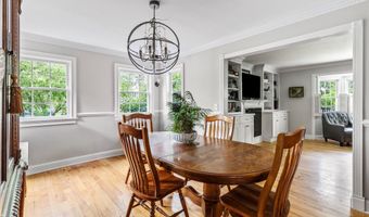 85 Shore Rd, Amityville, NY 11701