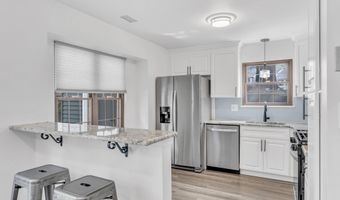 86 Bradford Ct, Aberdeen, NJ 07747