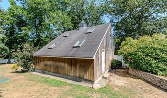 210 Essex Rd, North Kingstown, RI 02852