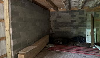 2320 18 Hwy, Adamsville, PA 16110