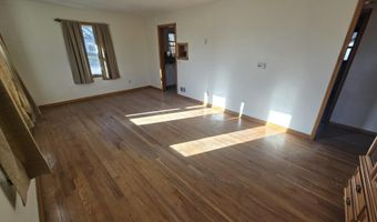 1902 High St, Beatrice, NE 68310