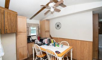 941 E Clayton Rd, Alderson, WV 24910