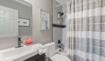 509 Sharon Oaks Ct, Benton, AR 72019
