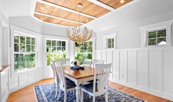 115 Beavertail Rd, Jamestown, RI 02835