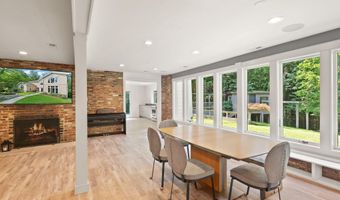 3100 N MONROE St, Arlington, VA 22207