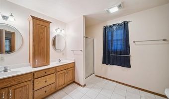 5401 N 435 Rd, Adair, OK 74330