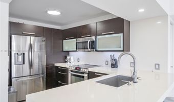3675 N Country Club Dr 2303, Aventura, FL 33180