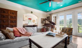 3 Butterfield Ln, Beaufort, SC 29907