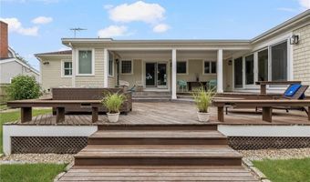 104 Kay Blvd, Newport, RI 02840