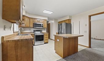 3410 W Wolf Lake Rd, Albion, IN 46701