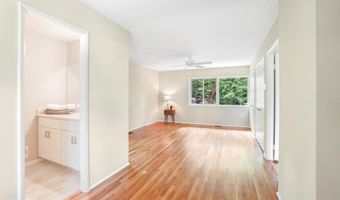 14536 BARKWOOD Dr, Rockville, MD 20853