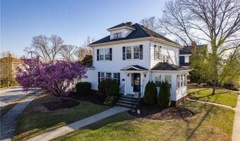 83 Lyndon Rd, Cranston, RI 02905