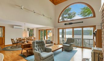 156 Big Barndoor Is, Alton, NH 03810