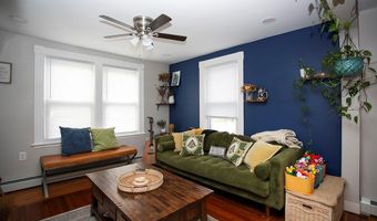 91 Ivy St, East Providence, RI 02914