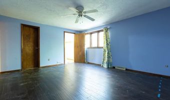 19121 Brewster Rd, Aurora, OH 44202