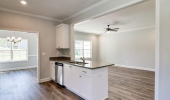 7972 Lakeside Dr, Appling, GA 30802