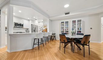 12000 Goshen Ave 203, Los Angeles, CA 90049