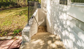 10532 LIME TREE Way, Beltsville, MD 20705
