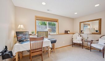 10555 56th St NE, Albertville, MN 55301