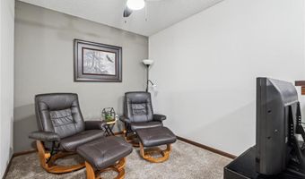 6665 Flycatcher Ln, Apple Valley, MN 55124