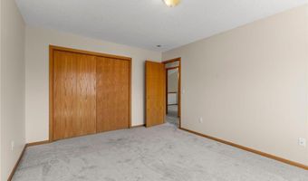 2756 Cutters Grove Cir, Anoka, MN 55303