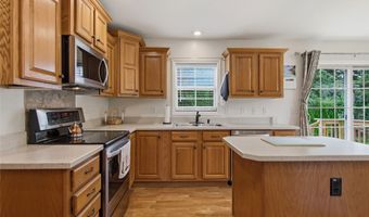 1012 Bartlett Ave, Altoona, WI 54720