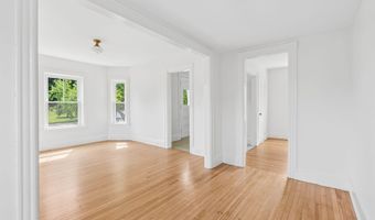 4 Washington St, Bath, ME 04530