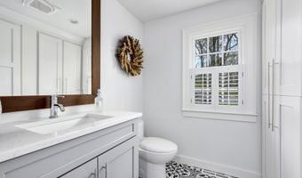 79 Sturgis Ln, Barnstable, MA 02630