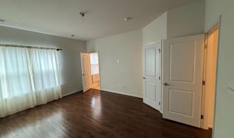 41717 MCMONAGLE Sq, Aldie, VA 20105