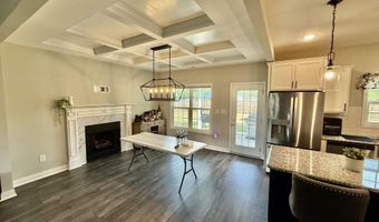 6836 Calloway Rd, Aberdeen, NC 28315