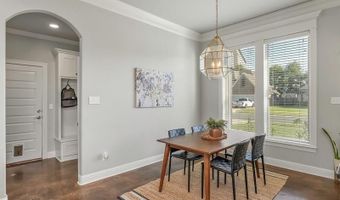 400 Halifax Cir, Benton, LA 71006